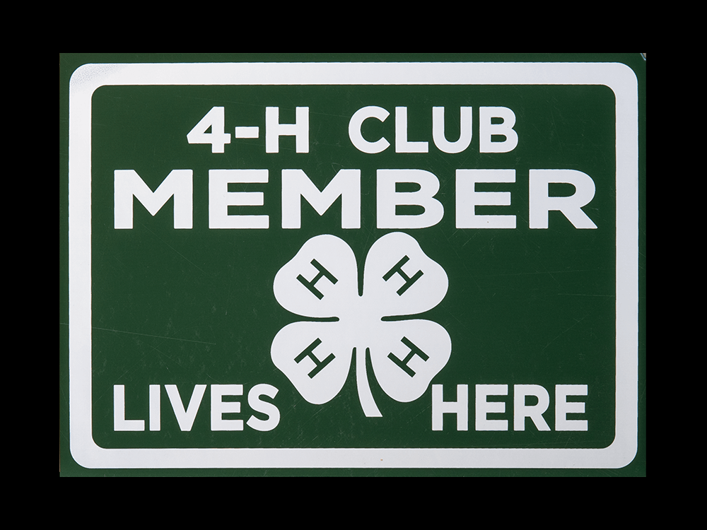 4-H Club Member Lives Here Sign